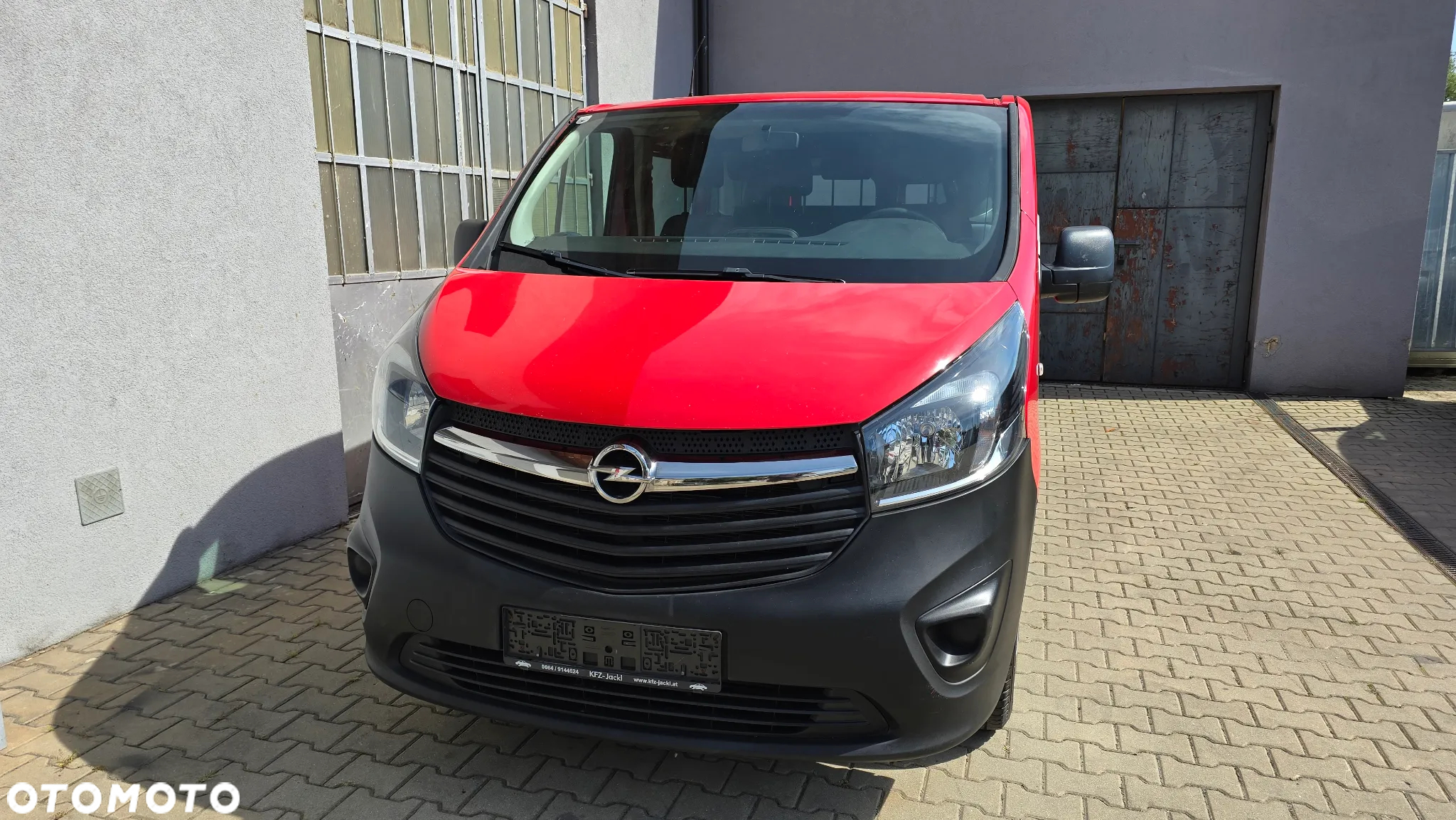 Opel Vivaro 1.6 D (CDTI) L2H1 - 10