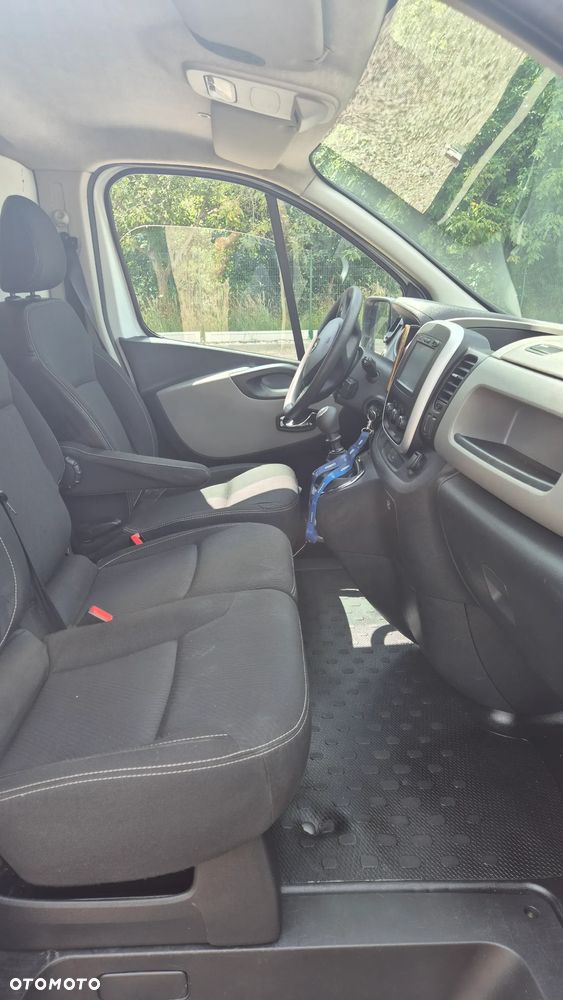 Renault TRAFIC - 10