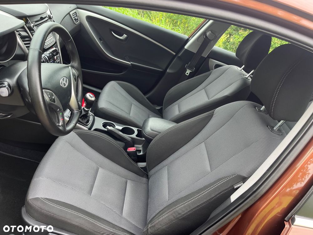 Hyundai i30 1.4 Advantage - 14