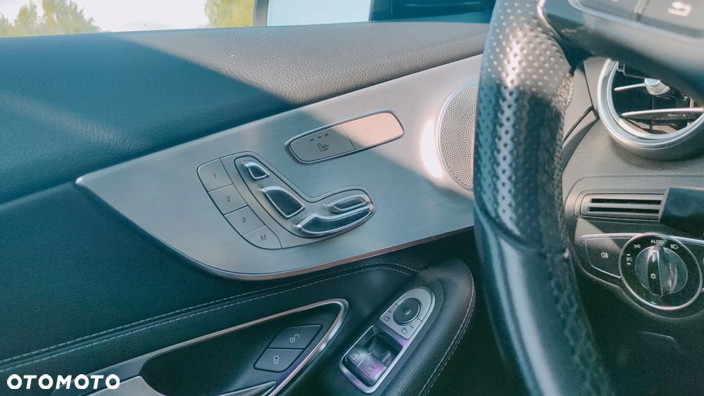 Mercedes-Benz Klasa C 300 7G-TRONIC - 8