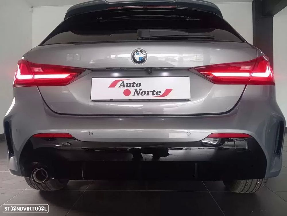 BMW 116 d Pack Desportivo M Auto - 9