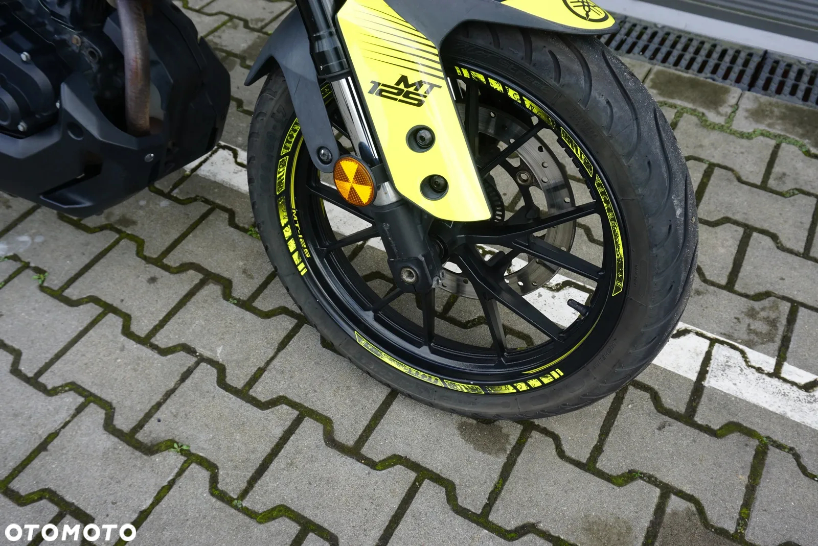 Yamaha MT - 8