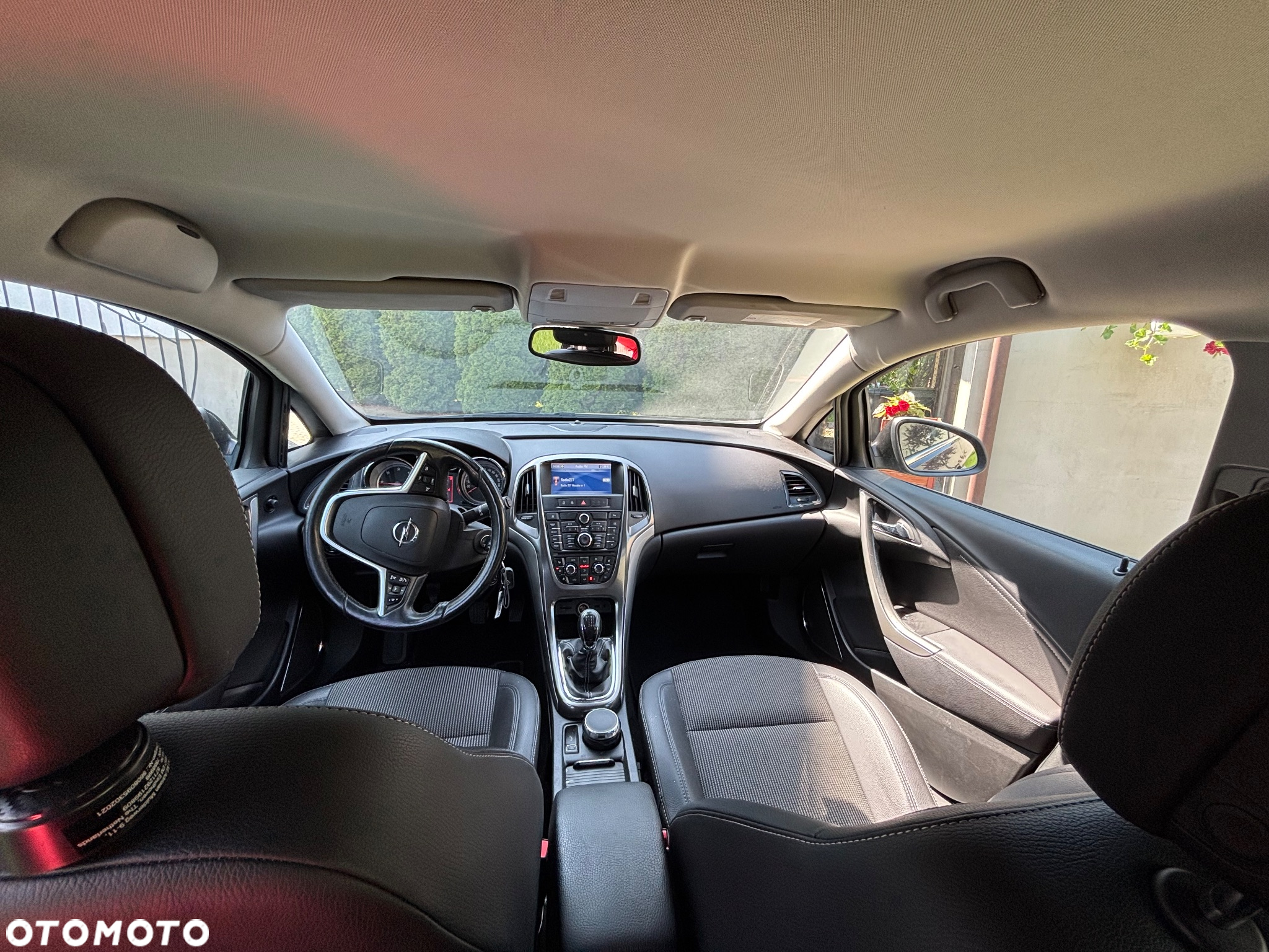 Opel Astra 2.0 CDTI Exklusiv - 6