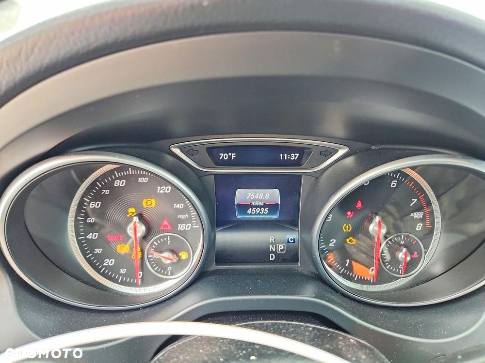 Mercedes-Benz CLA 250 4Matic 7G-DCT - 11