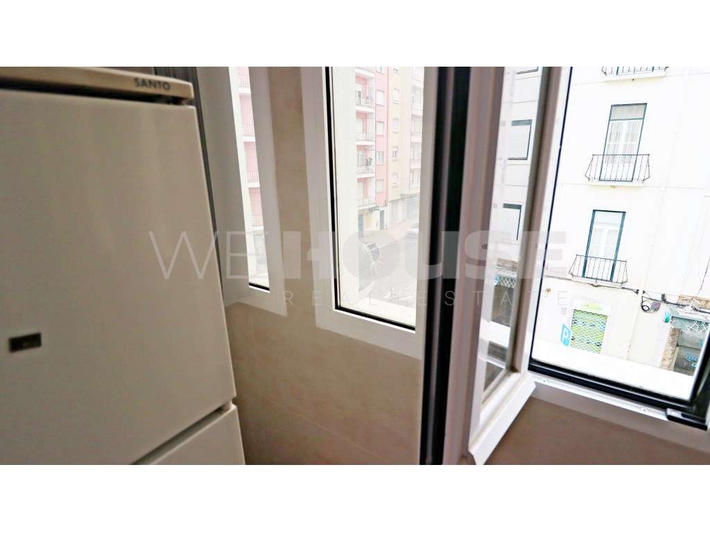Apartamento T1 totalmente renovado e mobilado - Rua José Falcão, Ar... - Grande imagem: 5/29