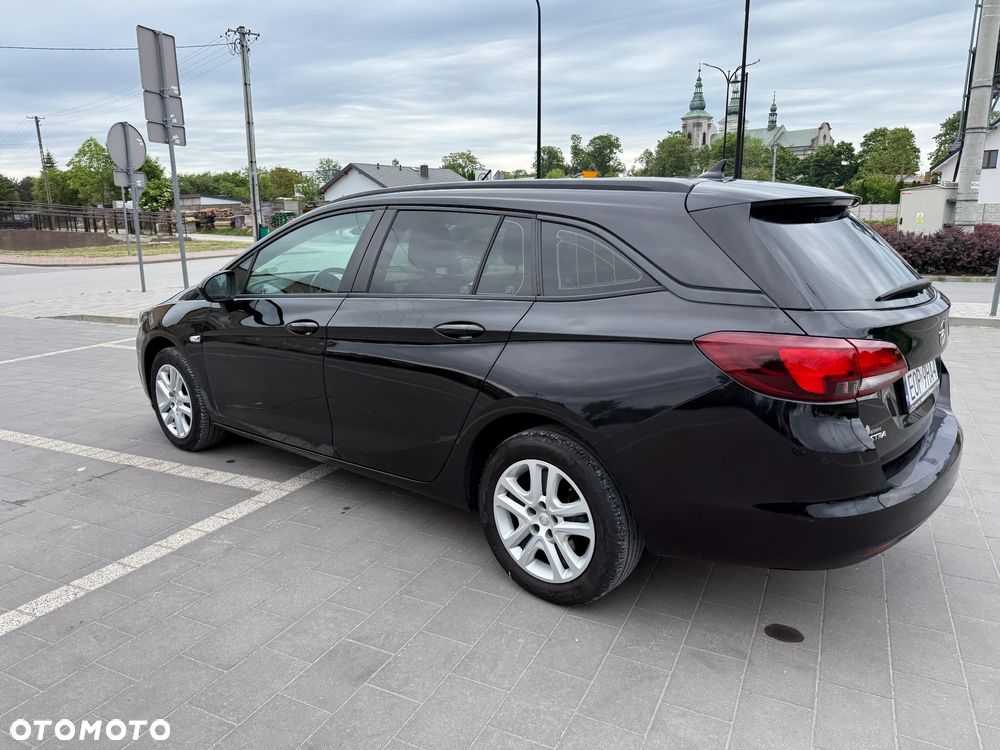 Opel Astra 1.6 D Automatik Start/Stop Innovation - 26