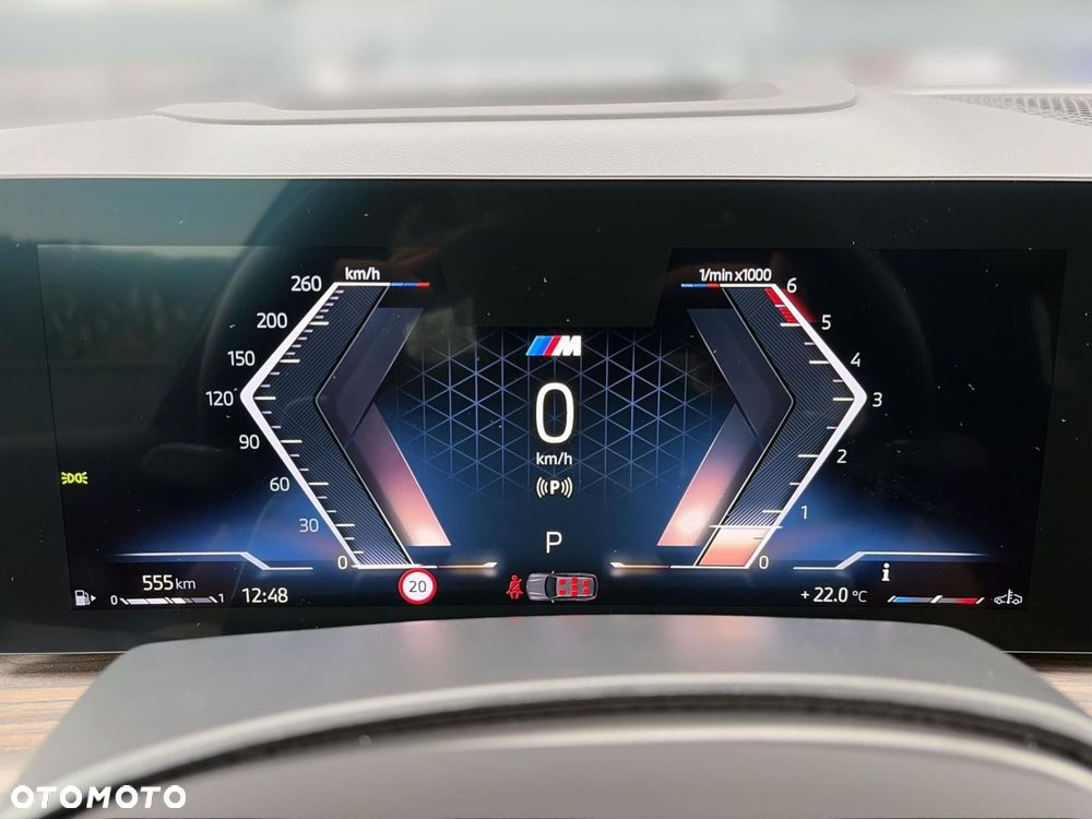 BMW X7 - 12