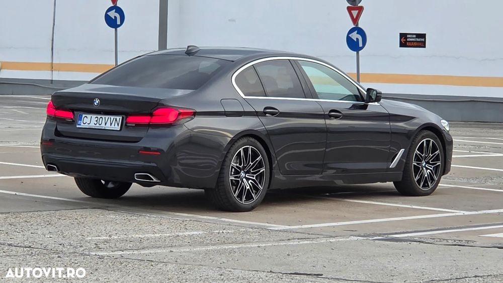 BMW Seria 5 520d AT MHEV - 31