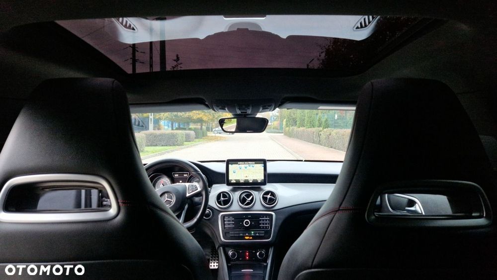 Mercedes-Benz CLA - 17
