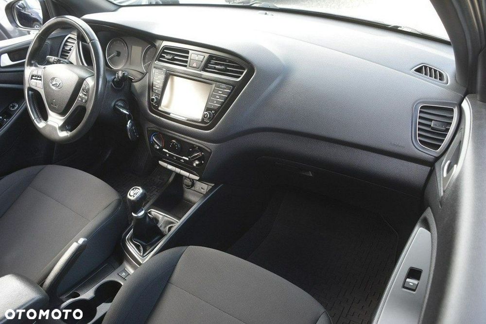 Hyundai i20 1.2 BlueDrive Go - 13