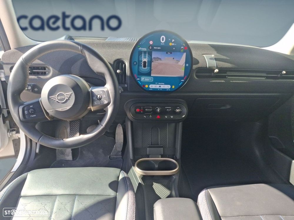 MINI 5 Portas Cooper Auto - 12