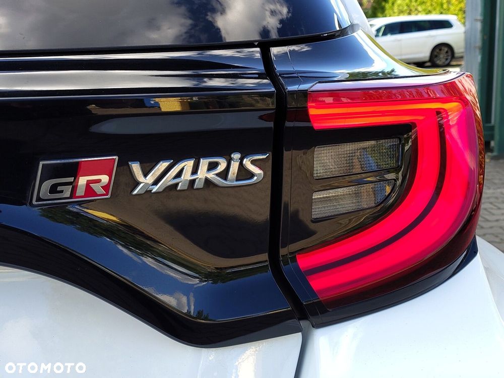 Toyota Yaris GR 1.6 Dynamic - 24