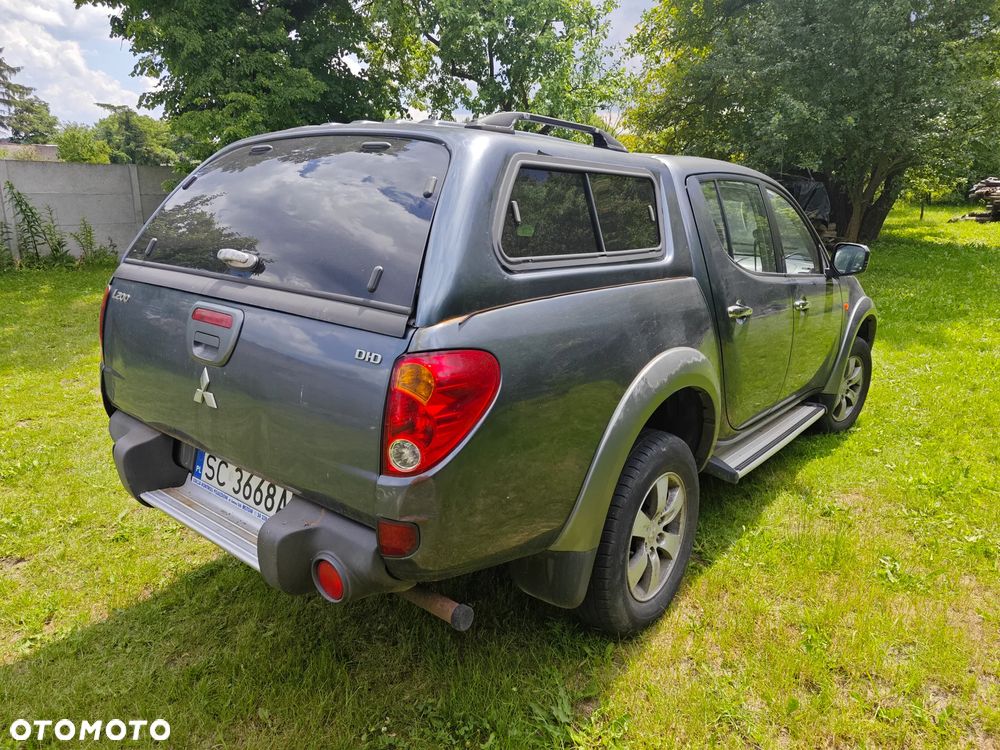 Mitsubishi L200 2.5 DID Intense - 10