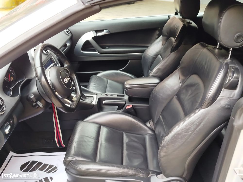 Audi A3 Cabrio 1.6 TDi DPF S line Sport Pack - 23