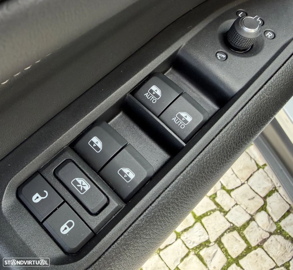 Jeep Compass 1.3 T Limited - 16