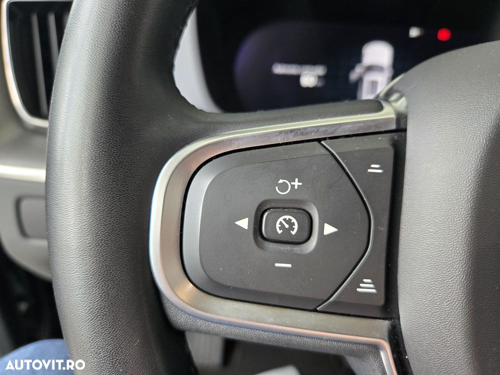 Volvo XC 60 - 25