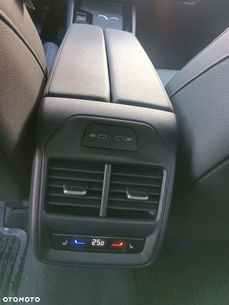 Skoda Superb 2.0 TSI L&K DSG - 20