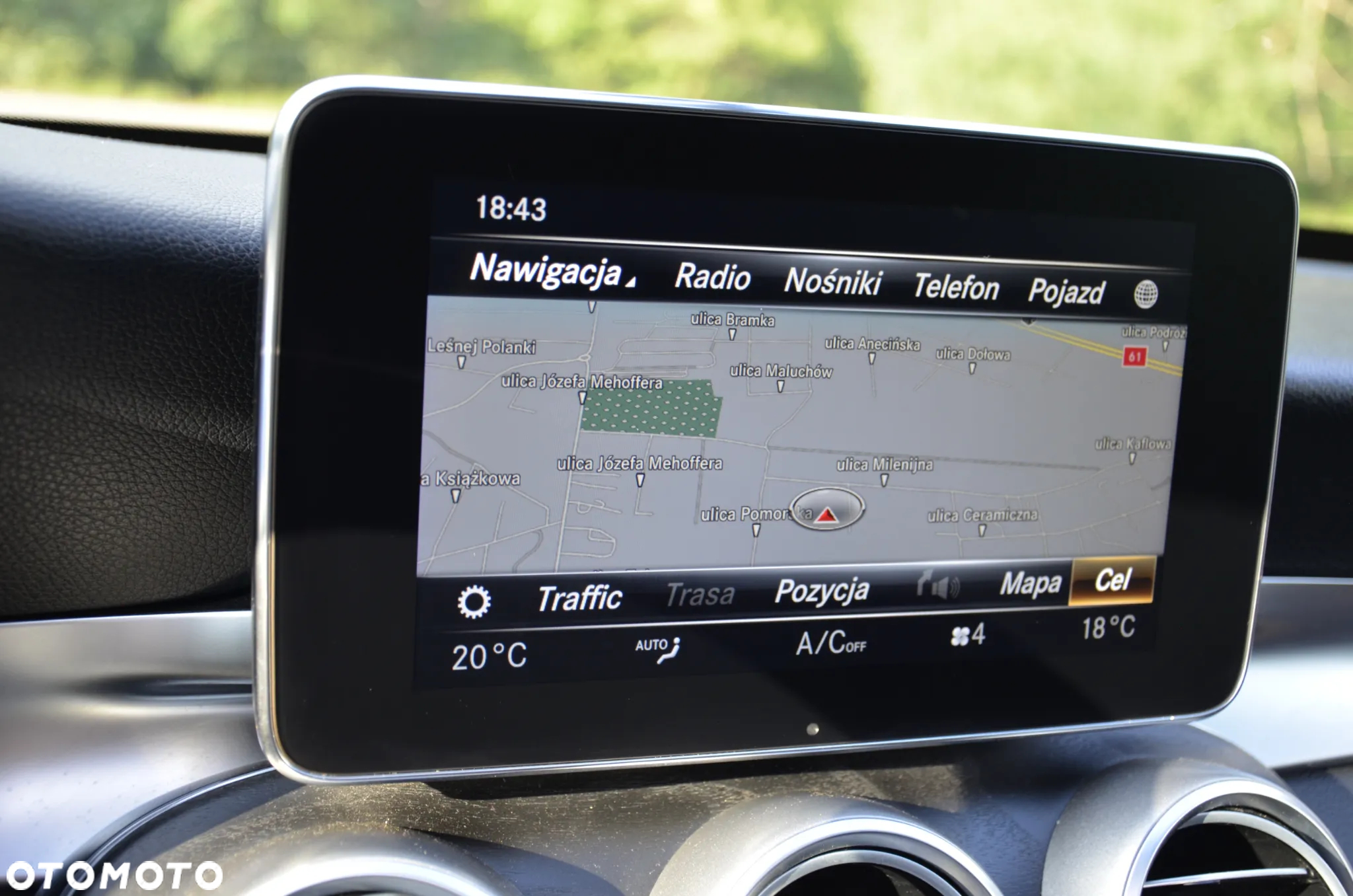 Mercedes-Benz Klasa C 300 9G-TRONIC - 18