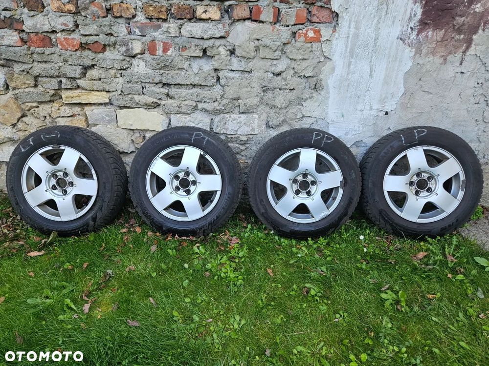 Audi A3 3-drzwiowe 1.6 Ambiente - 36