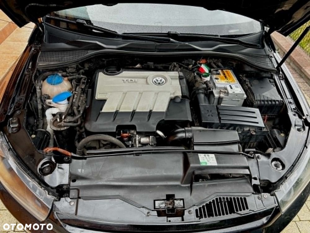 Volkswagen Scirocco 2.0 TDI - 8