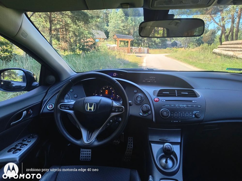 Honda Civic 1.8 Sport - 23