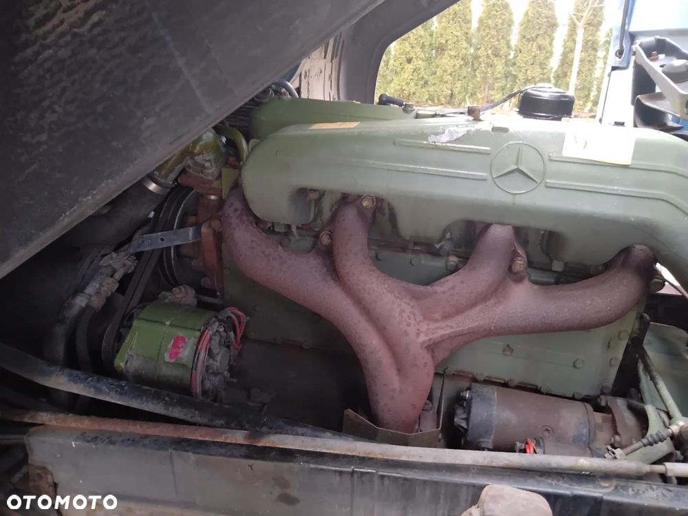 Mercedes-Benz 814 - 23