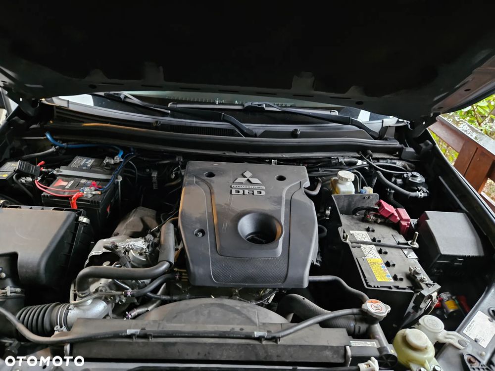 Mitsubishi L200 2.4 d DC Black Edition EU6 - 7