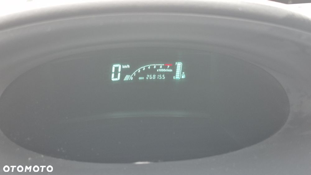 Toyota Yaris 1.0 Base - 14