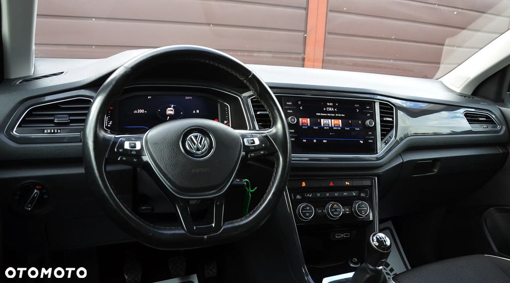 Volkswagen T-Roc 1.5 TSI GPF ACT Active - 28