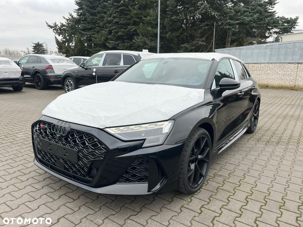 Audi RS3 Sportback - 1