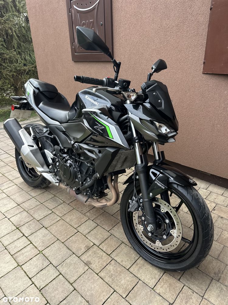 Kawasaki Z - 9