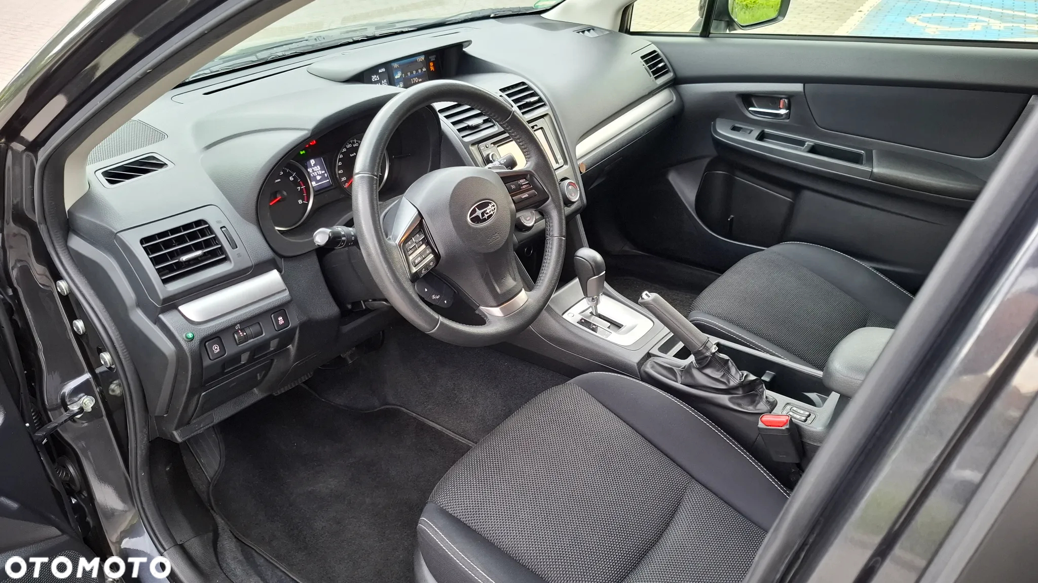 Subaru XV 2.0i Exclusive CVT - 6