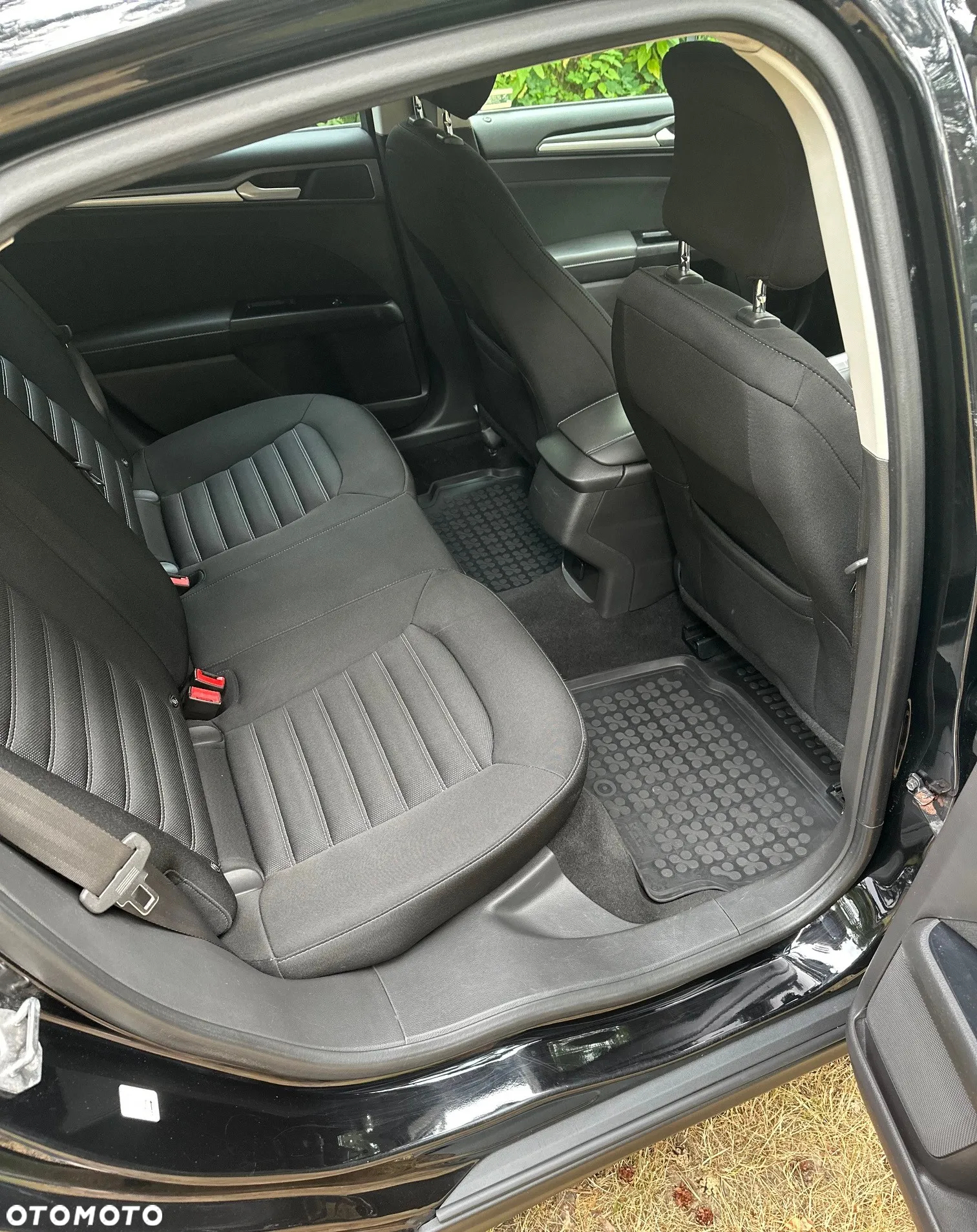 Ford Mondeo 1.5 EcoBoost Ambiente Plus - 9
