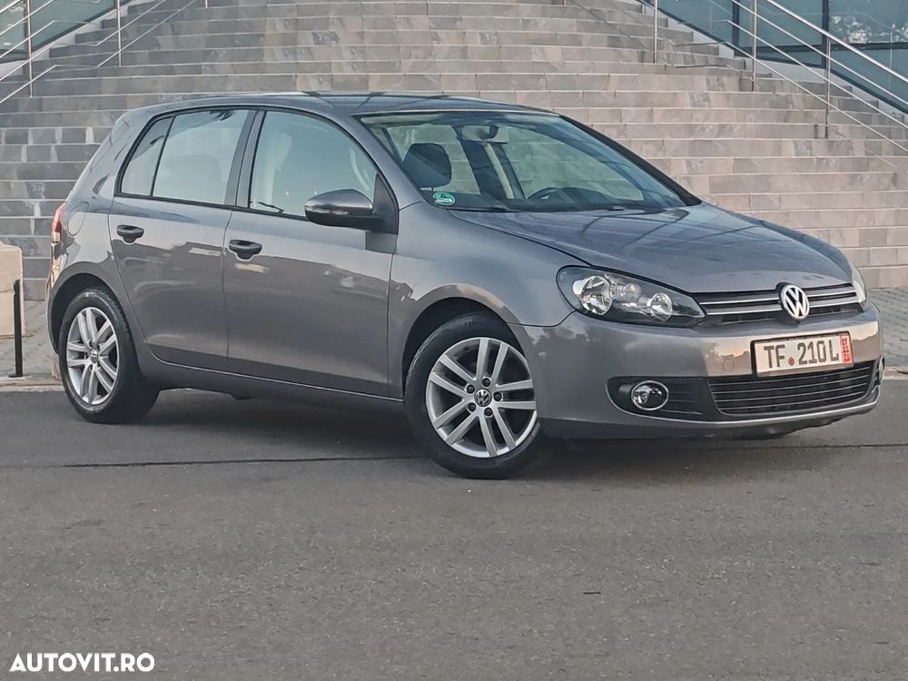 Volkswagen Golf 2.0 TDI Highline - 11