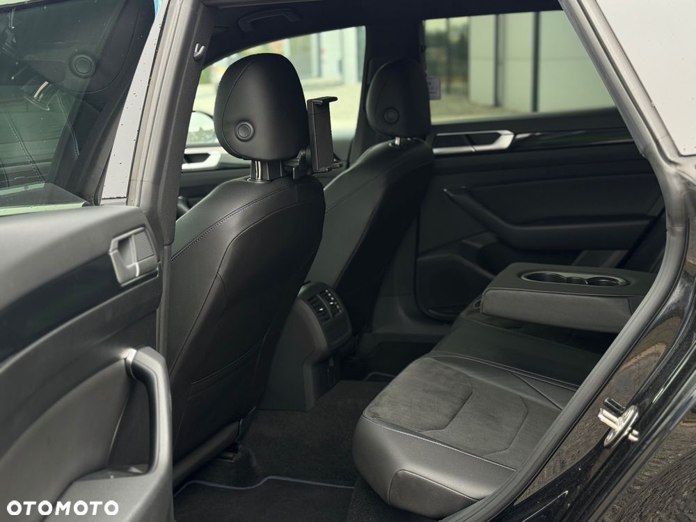 Volkswagen Arteon 2.0 TSI OPF 4Motion DSG R - 22