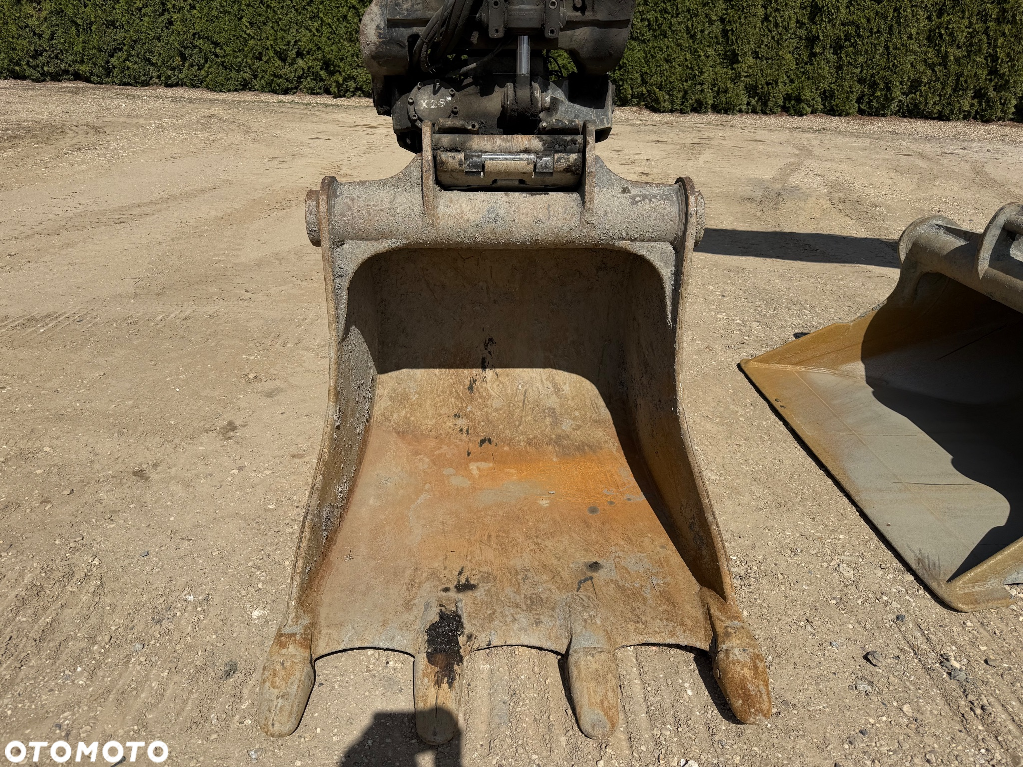 Volvo EC 220 EL - 13