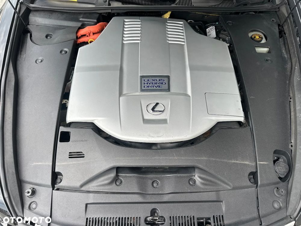 Lexus LS 600h Elite - 11