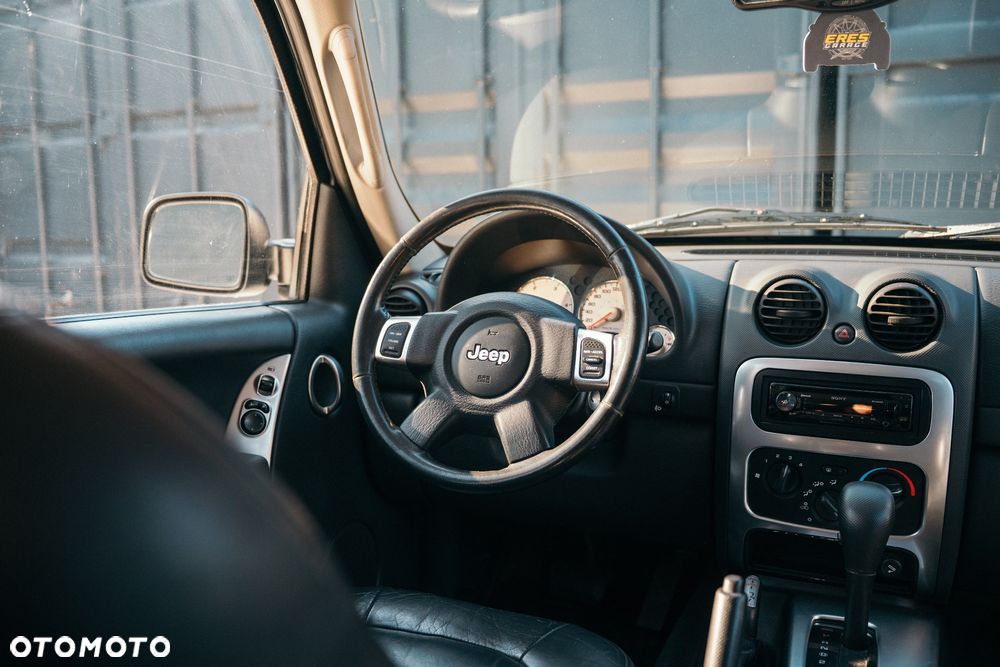 Jeep Cherokee 2.8L CRD Limited - 15