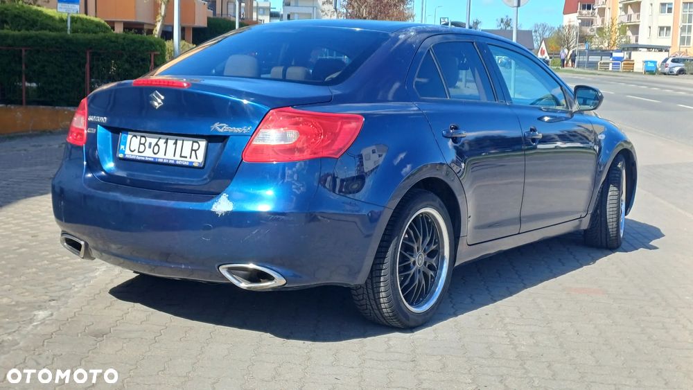 Suzuki Kizashi - 6