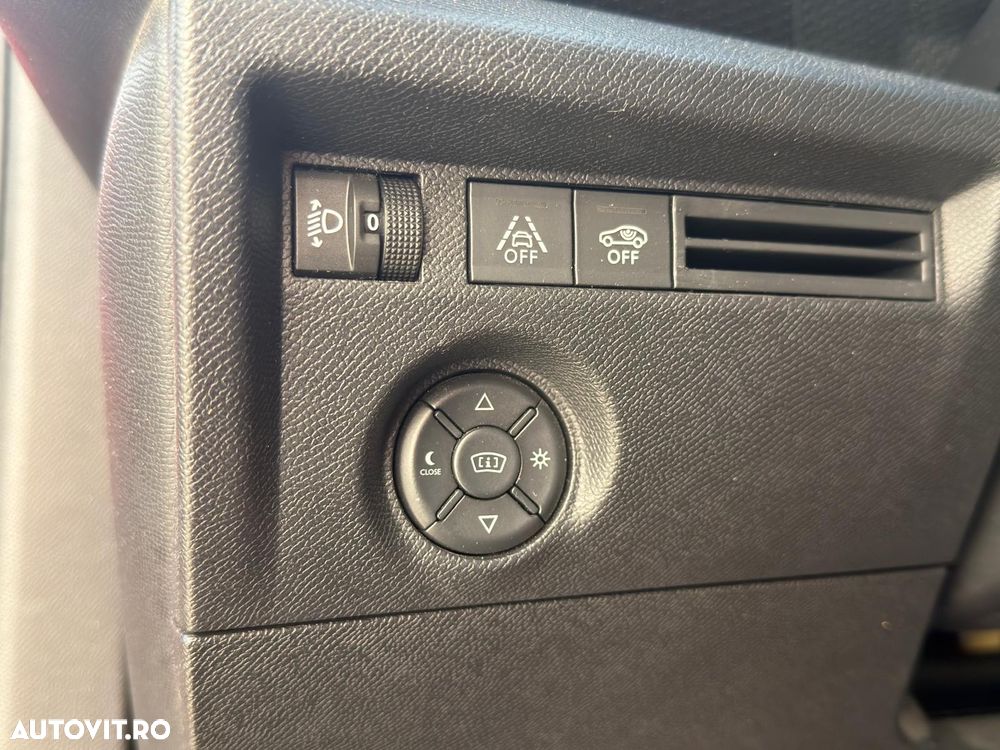 Citroën C4 PureTech 155 Stop&Start EAT8 SHINE - 18