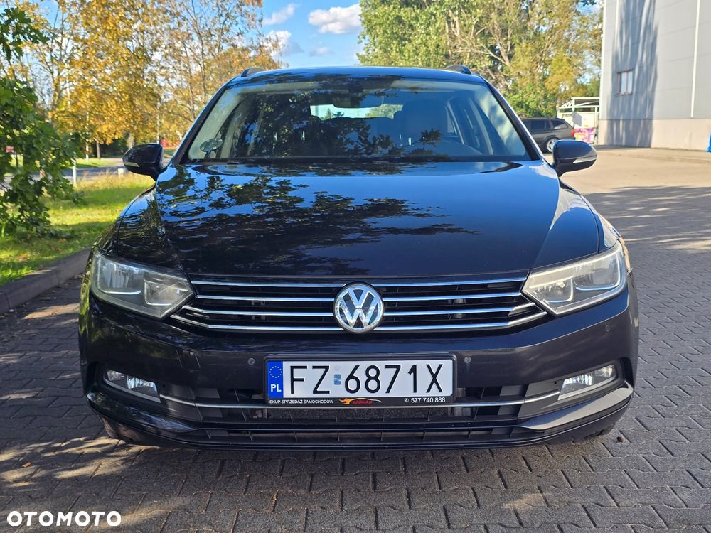Volkswagen Passat 1.8 TSI BMT Comfortline - 13