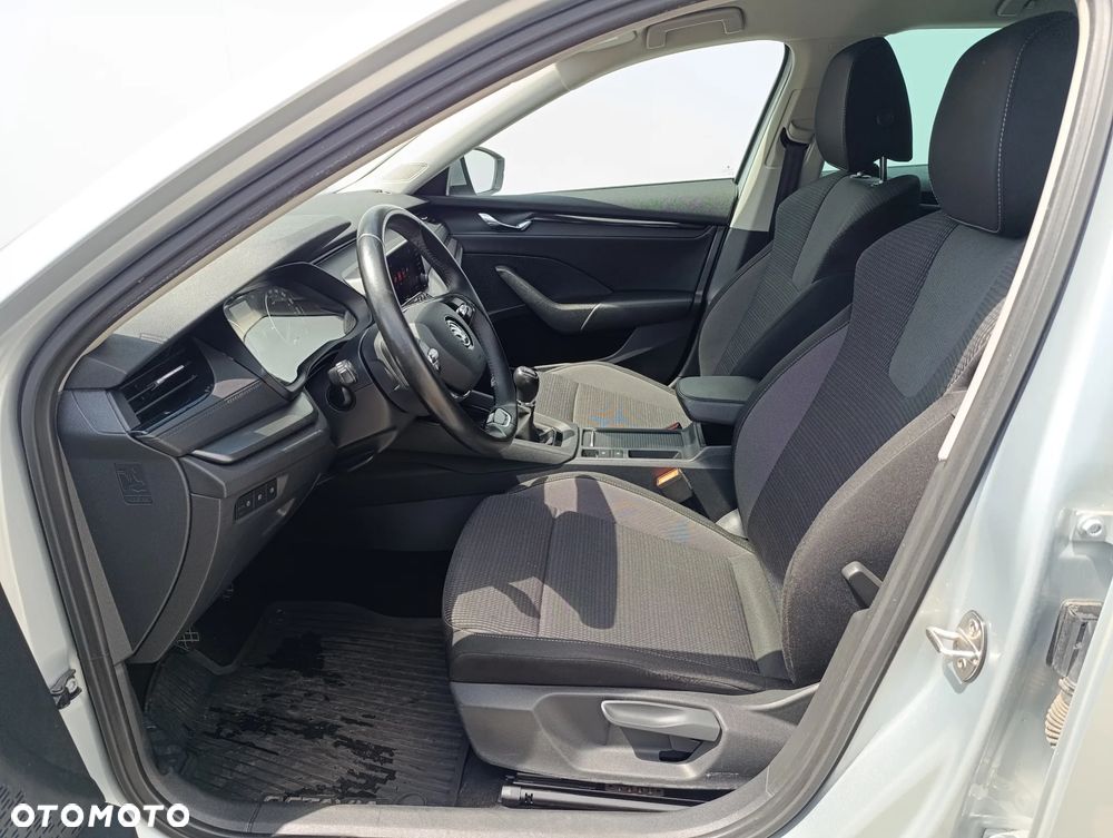 Skoda Octavia 1.5 TSI ACT Ambition - 11
