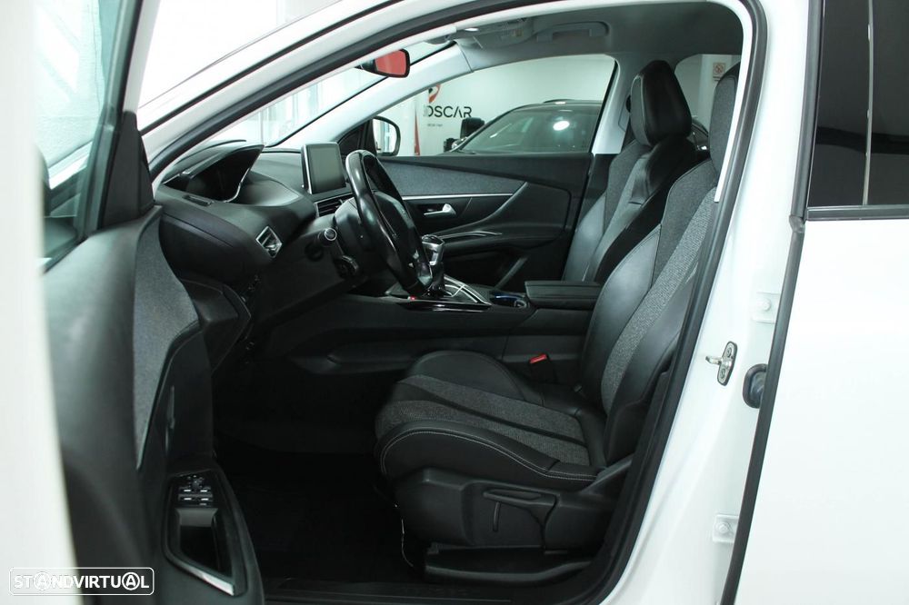 Peugeot 3008 1.5 BlueHDi Allure - 12