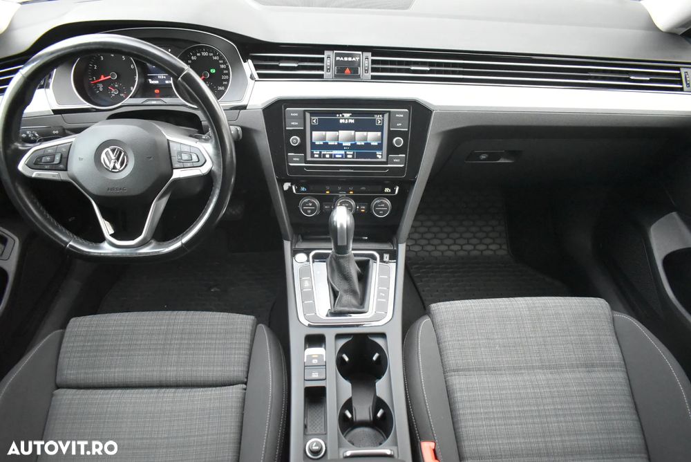 Volkswagen Passat 1.5 TSI ACT DSG Comfortline - 6