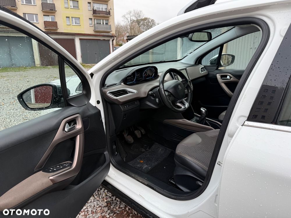 Peugeot 2008 PureTech 82 Active - 6