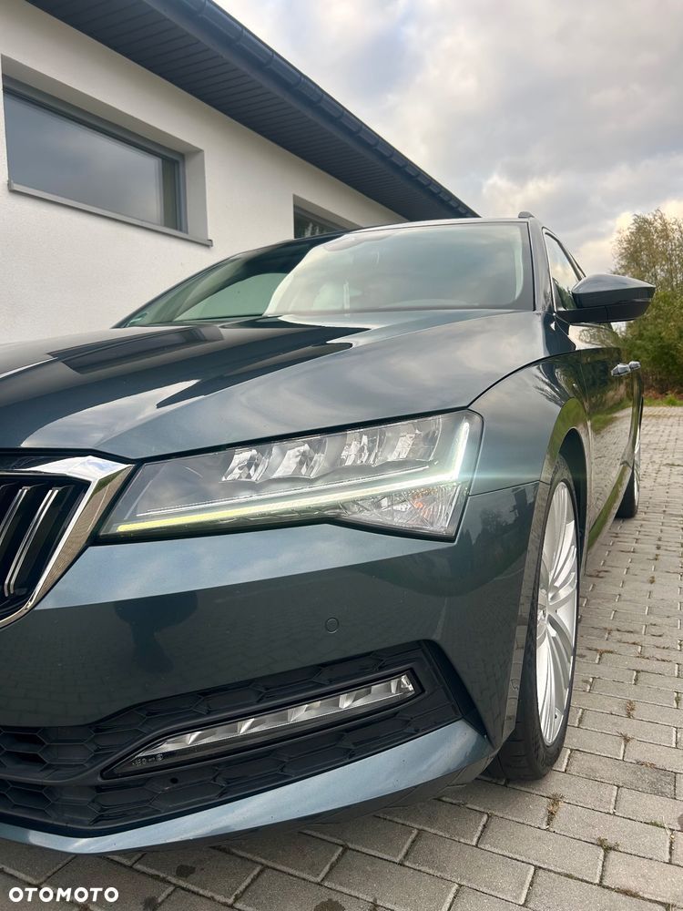 Skoda Superb 2.0 TDI DSG Ambition - 17