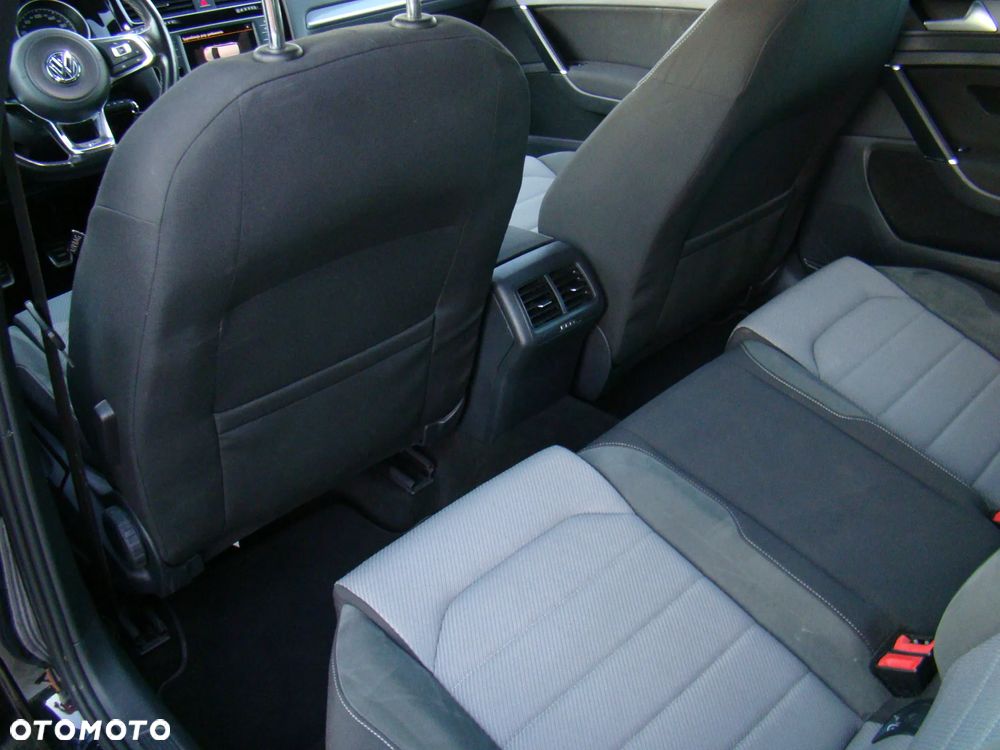 Volkswagen Golf 2.0 TDI BMT Highline - 28