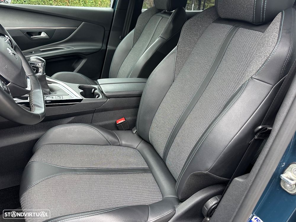 Peugeot 3008 PureTech 130 Stop & Start GPF Allure Business-Pack - 16