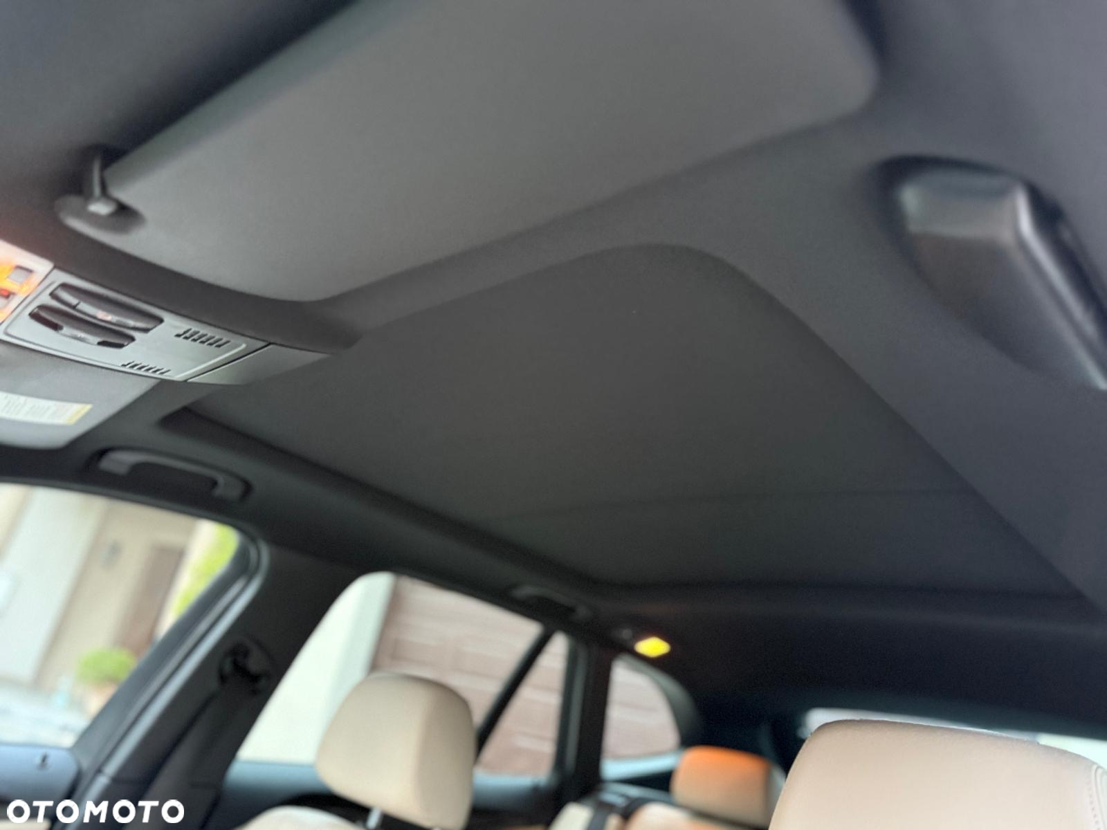 BMW X1 xDrive28i - 23