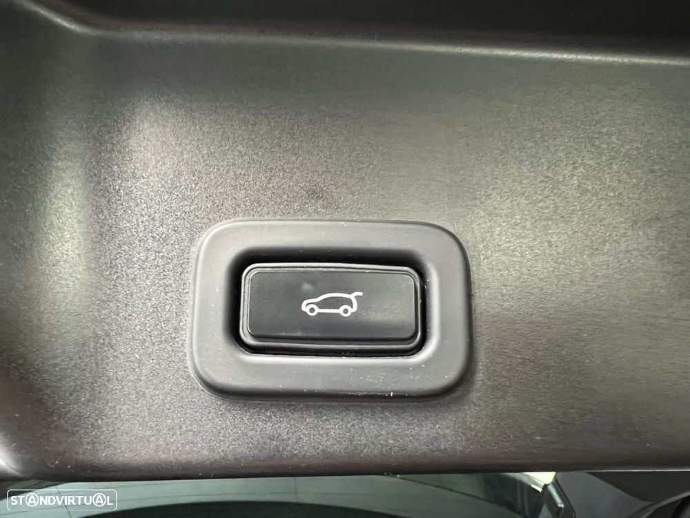 Land Rover Range Rover Evoque 1.5 P300e AWD R-Dynamic Auto - 24